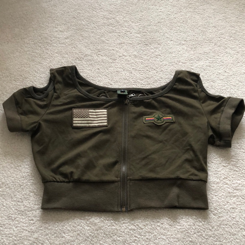 Pick 3 for $9 bundle!!! Never worn Army Crop top